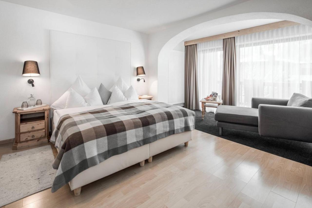 Hotel Conturines San Cassiano  Zewnętrze zdjęcie