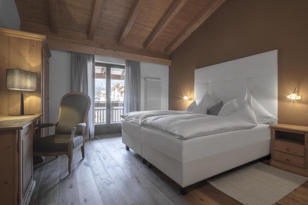 Hotel Conturines San Cassiano  Zewnętrze zdjęcie